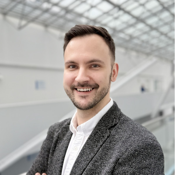 Zdjęcie profilowe Lukasz Szczerbiński